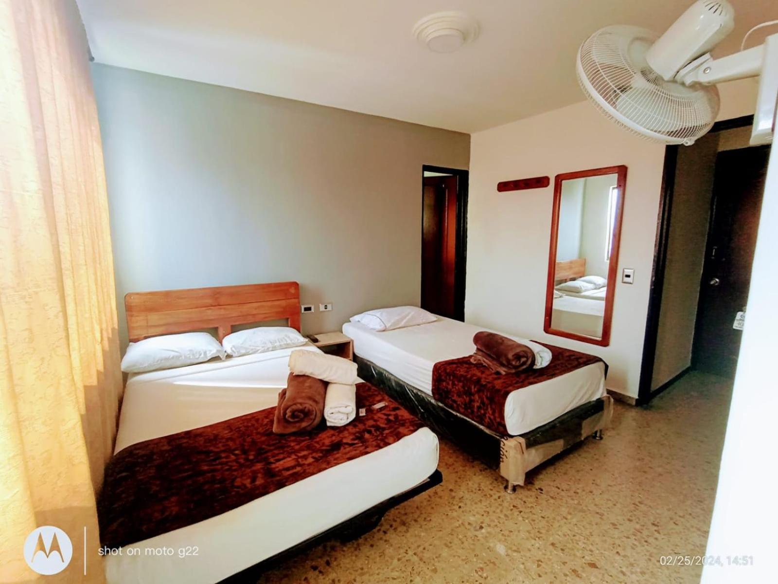 Hotel Medellin Kapital Kültér fotó