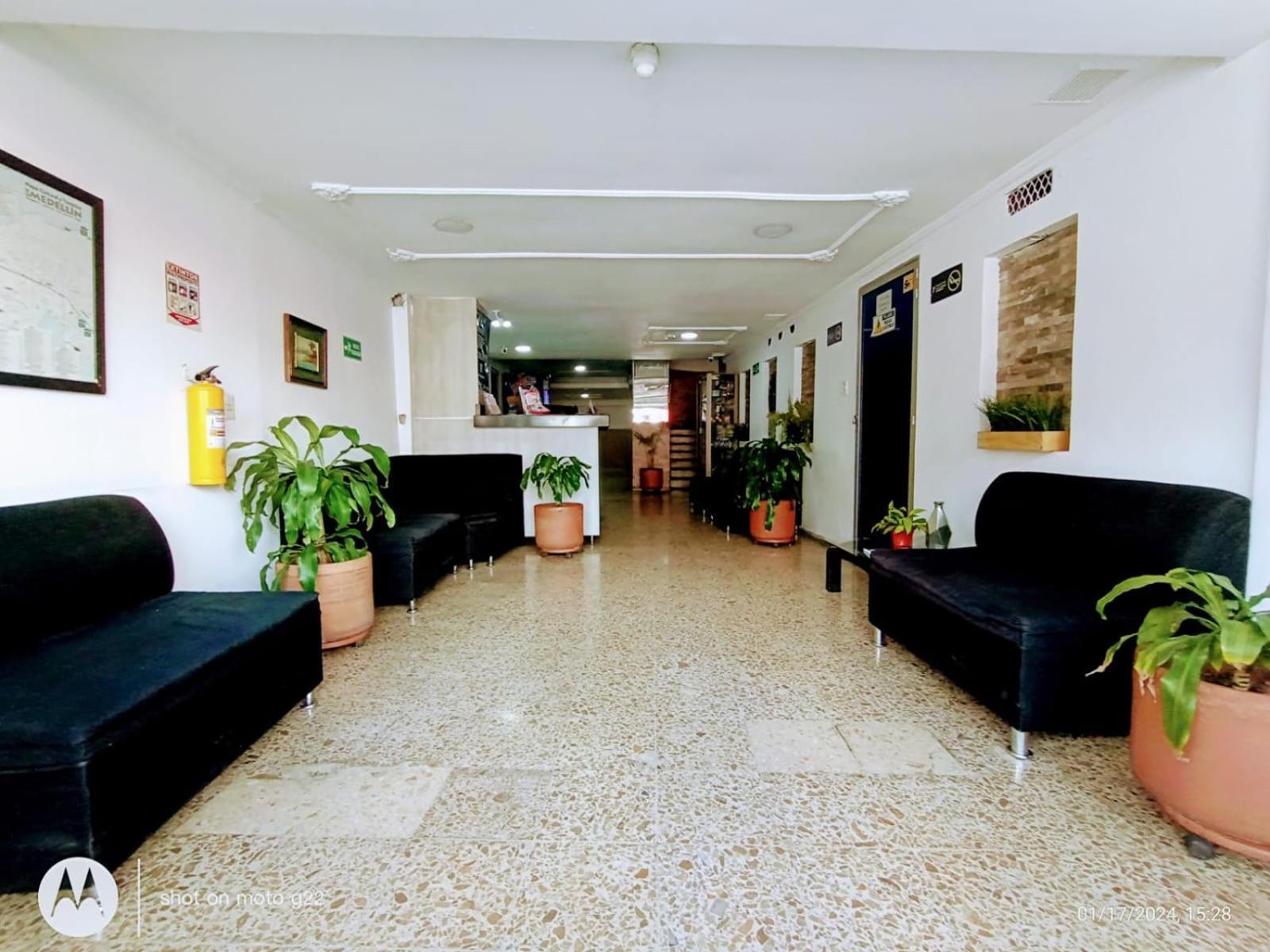 Hotel Medellin Kapital Kültér fotó